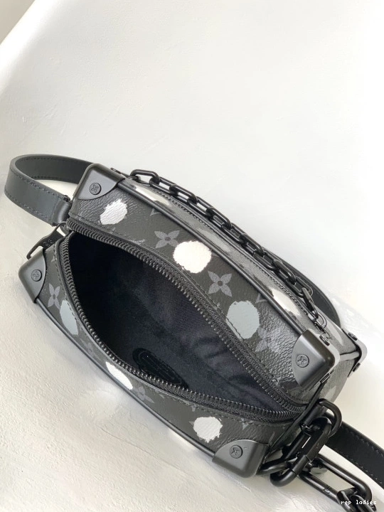 Cheap SOFT LOUIS VUITTON MINI TRUNK 0819